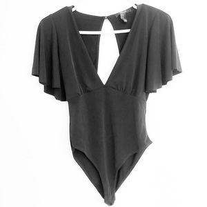Forever 21 Deep V Ruffle Shoulder Bodysuit